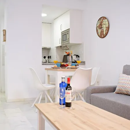 Apartment At La Isla Preciosos Cerca Del Centro De La Ciudad Y De La Playa