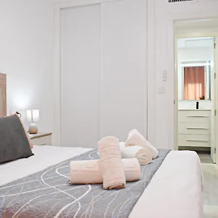 Apartment At La Isla Preciosos Cerca Del Centro De La Ciudad Y De La Playa *