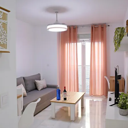 At La Isla Preciosos Cerca Del Centro De La Ciudad Y De La Playa Apartment *